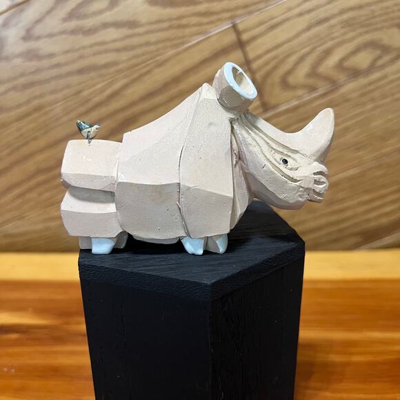 Vintage A. Torreon Rhino Signed Artisan Sculpture Figurine Ceramic 4" Uruguay - Picture 9 of 10